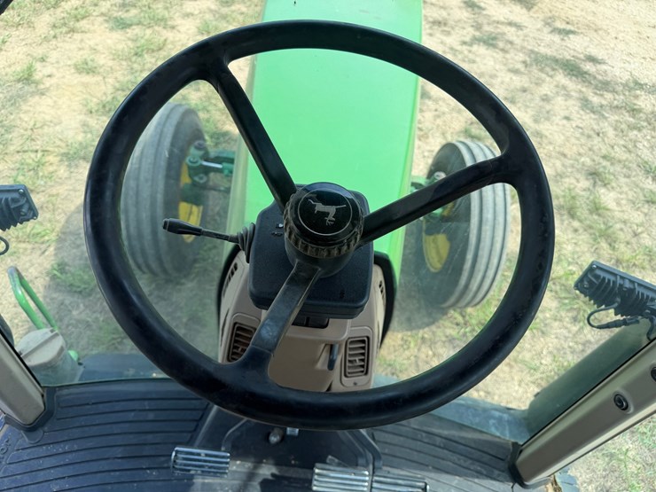 1997-john-deere-8300-image-61