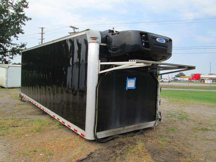 #53807-•-supreme-ho505800-26'7"x101"-truck-refer-box-svg260970102-inv#53807-image-2