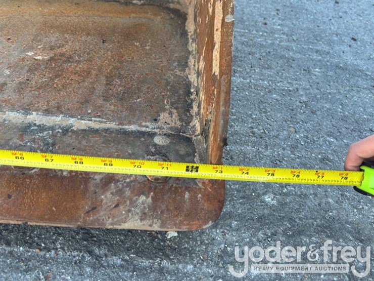 2021-caterpillar-259d3-image-19