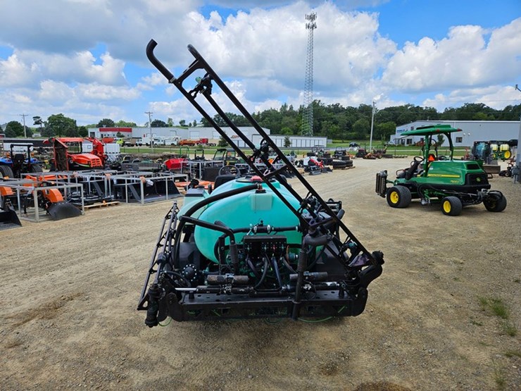 2006-toro-multi-pro-5700d-image-4