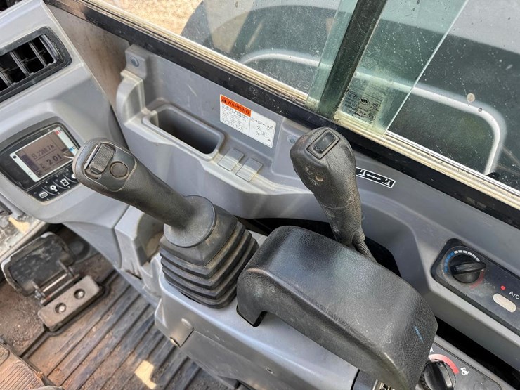 kubota-kx080-4-image-27