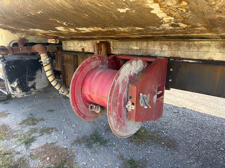 2000-mack-dm690sx-image-9