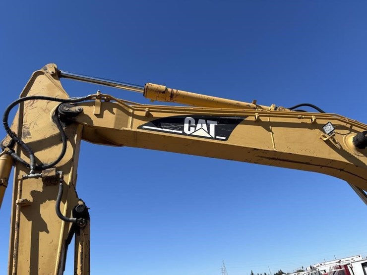 caterpillar-313b-image-16