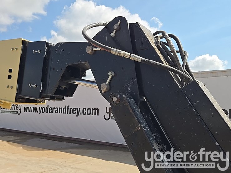 2015-jlg-860sj-image-27