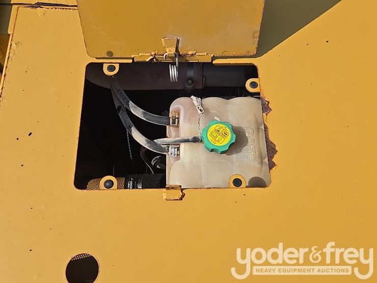 2019-caterpillar-336-image-45