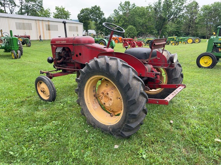 massey-harris-pacer-image-3