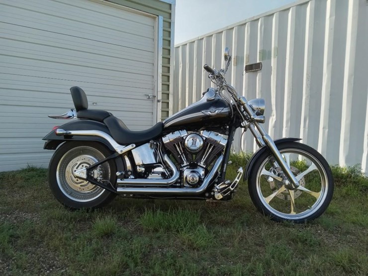2003-harley-davidson-soft-tail-deuce-motorcycle-image-1