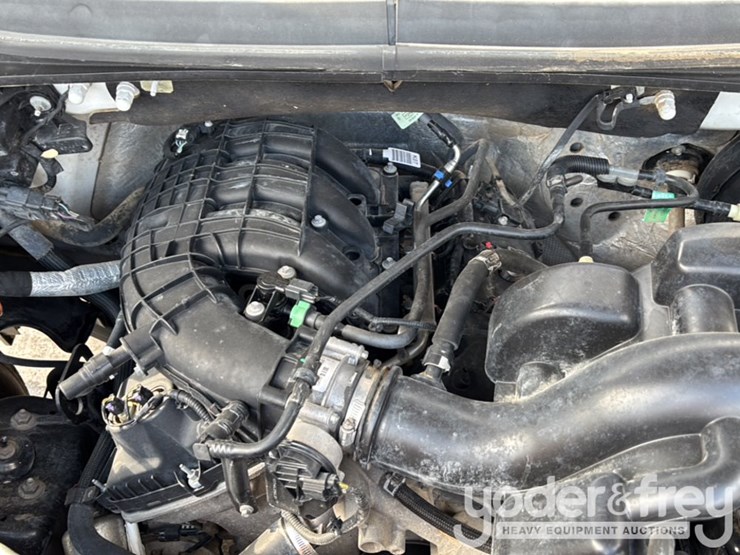 2016-ford-f150-image-18