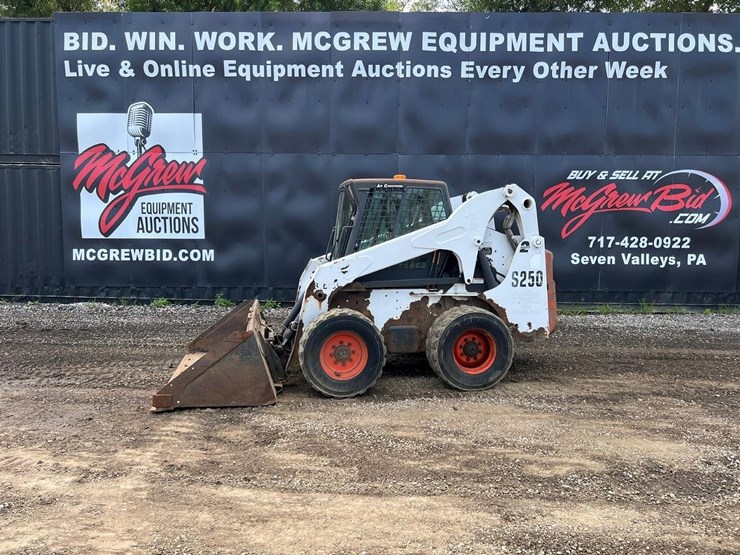 bobcat-s250-image-1
