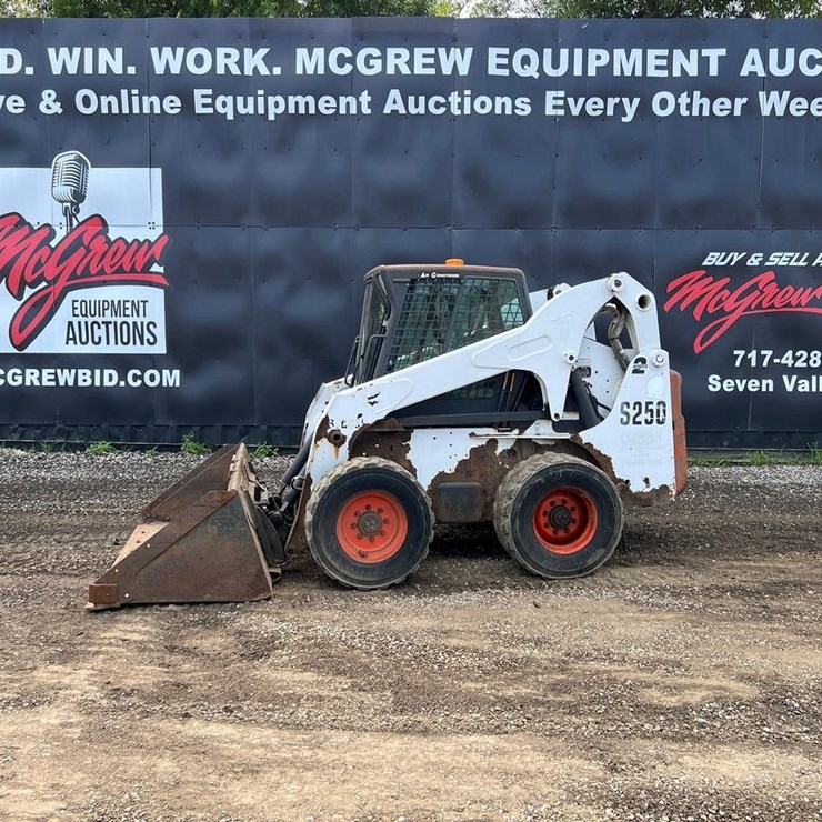 BOBCAT S250