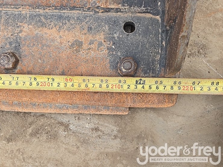 2020-caterpillar-289d3-image-20