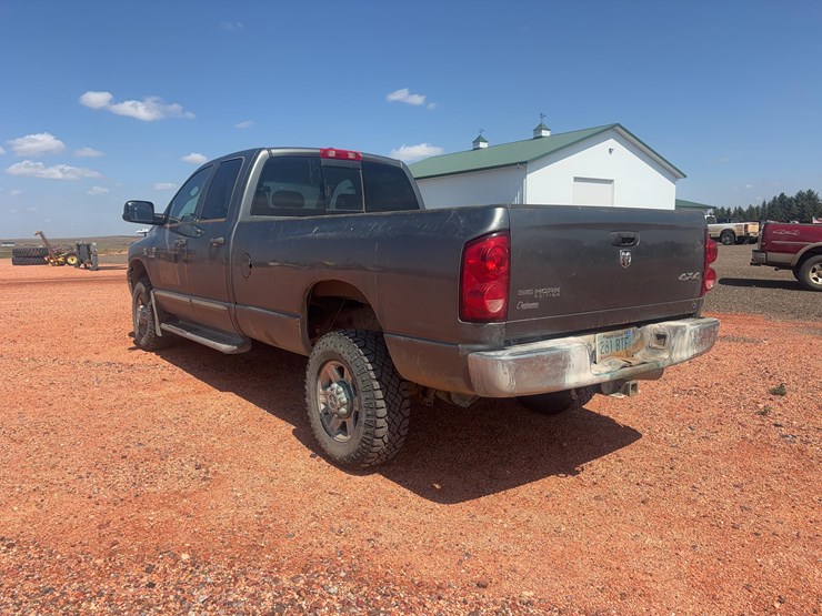 2006-dodge-3500-image-7