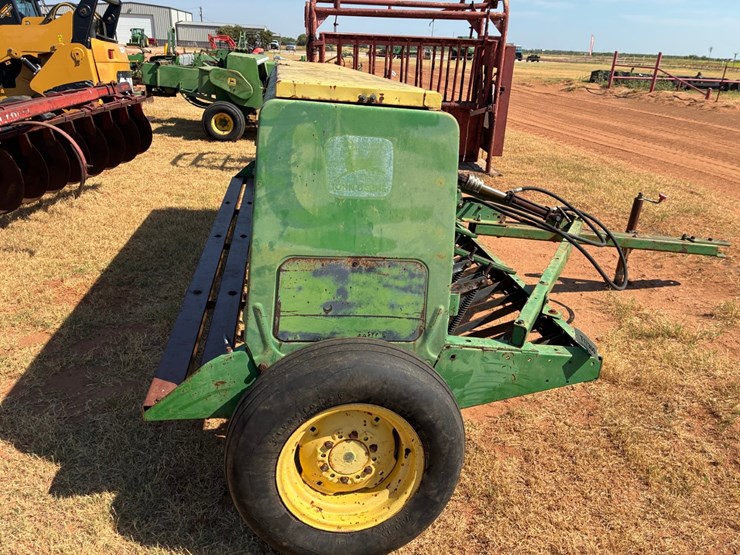 john-deere-8200-image-3