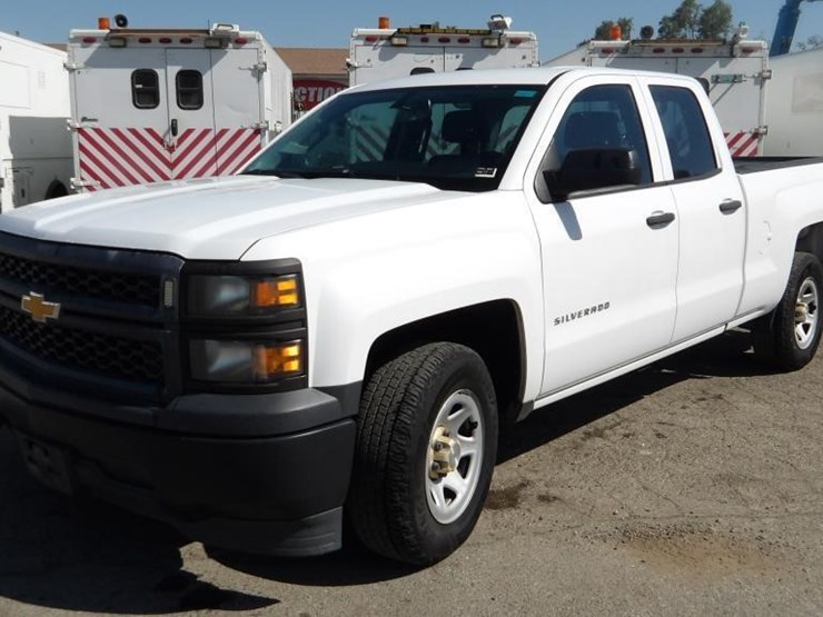 2014-chevrolet-silverado-1500-image-1