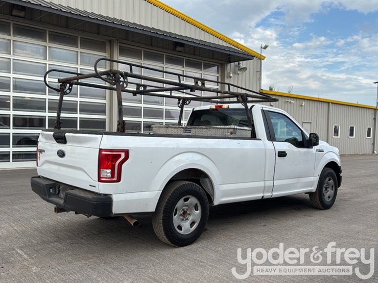 2016-ford-f150-image-5