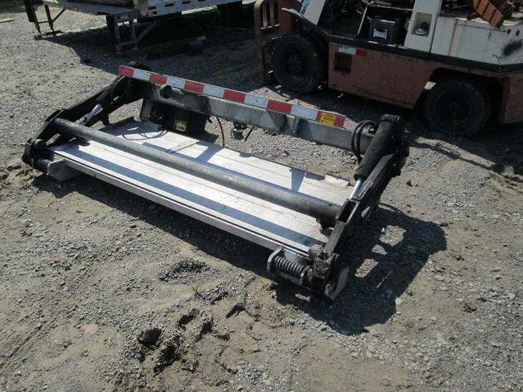 #53884-•-maxon-78"-lift-gate-inv#53884-image-1