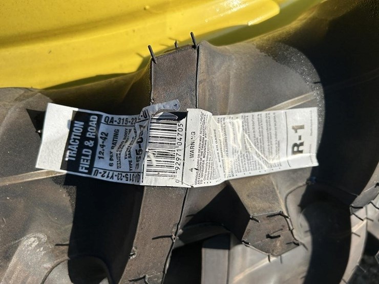 john-deere-11-image-8