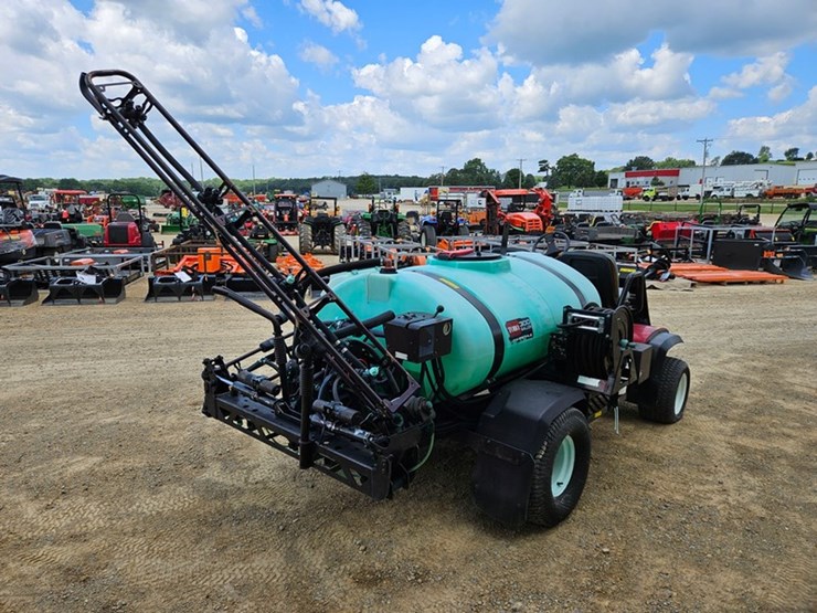 2006-toro-multi-pro-5700d-image-5