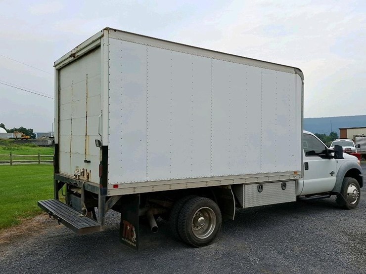 2011-ford-f550-image-3