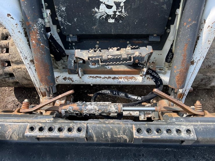 bobcat-t64-image-11
