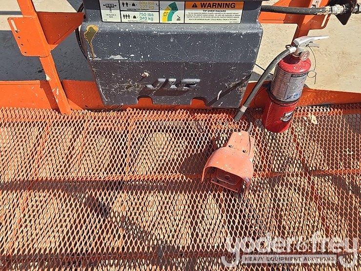 2015-jlg-860sj-image-34