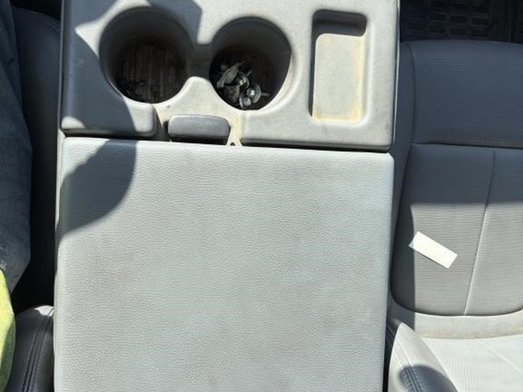 2011-ford-f250-image-18