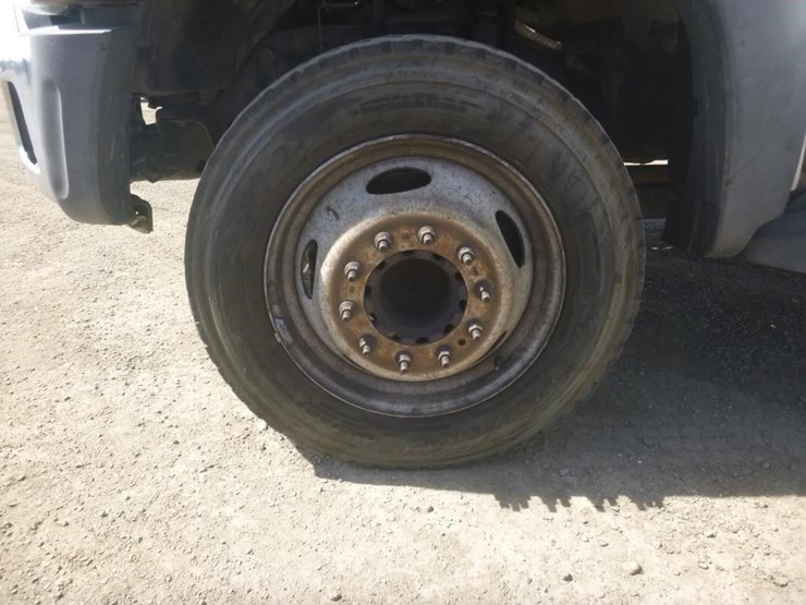 2015-ford-f550-image-12