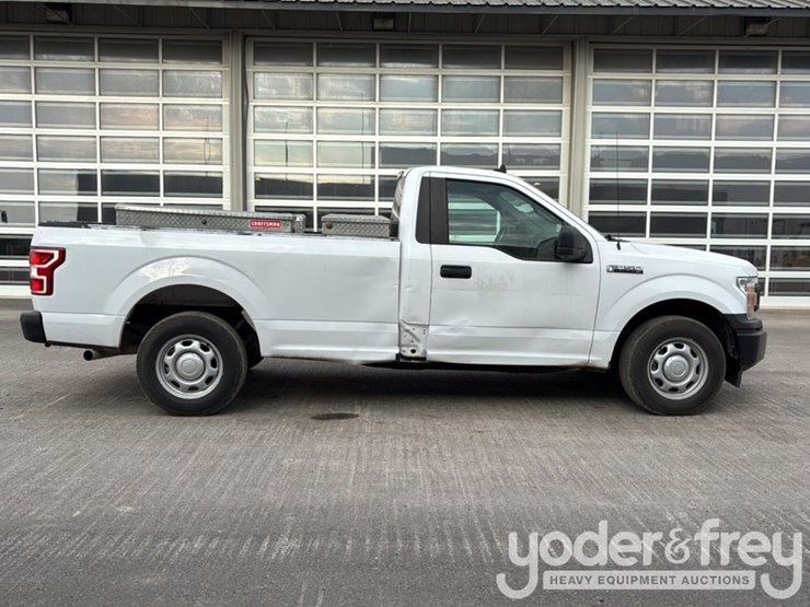 2020-ford-f150-image-6