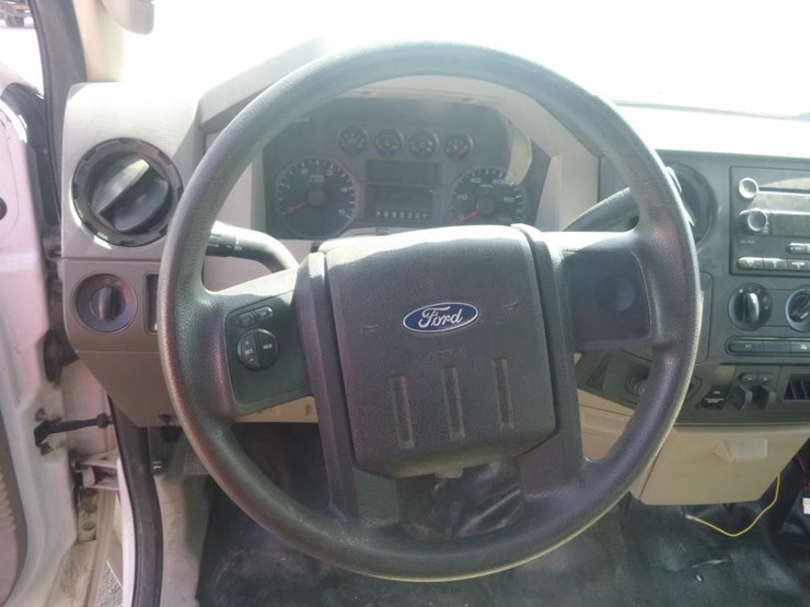 2008-ford-f350-image-10