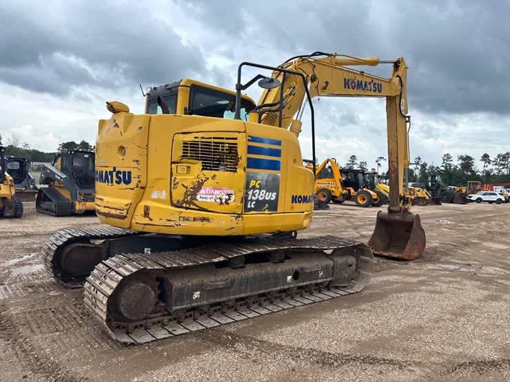 komatsu-pc138us-image-3