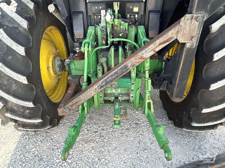 john-deere-6125m-image-22