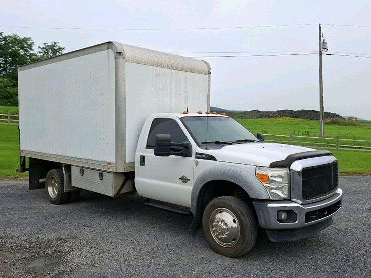 2011-ford-f550-image-1