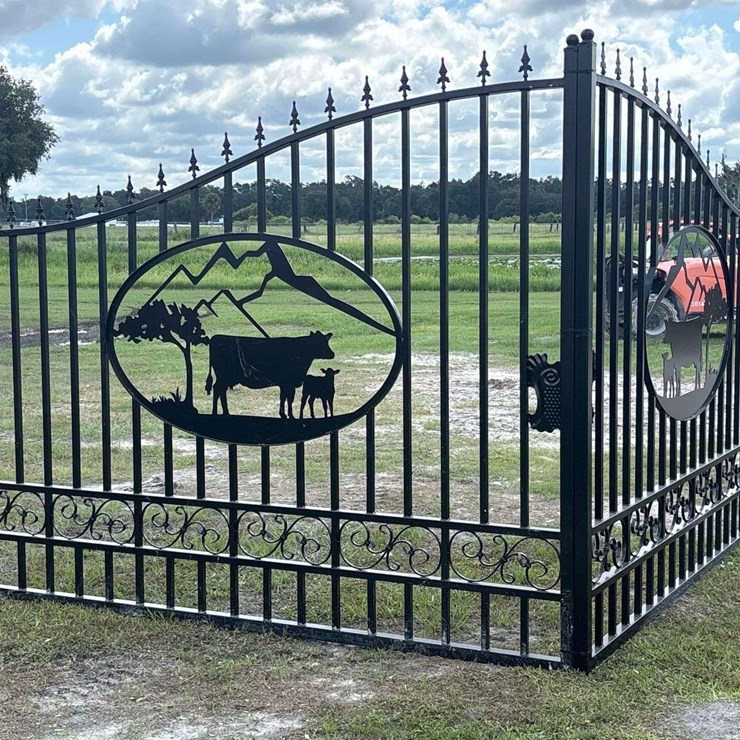 2026 Greatbear 20ft Bi-Parting Iron Gate Cow Style