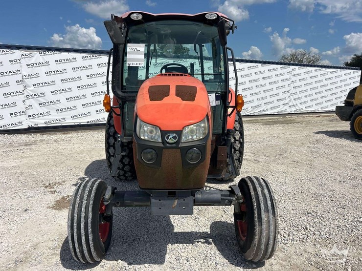 kubota-m5-111f-108hp-agricultural-tractor-image-26