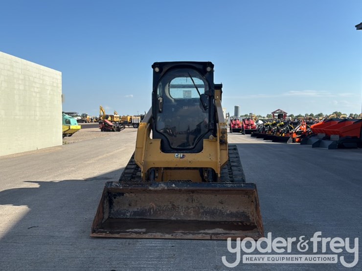 2021-caterpillar-259d3-image-8