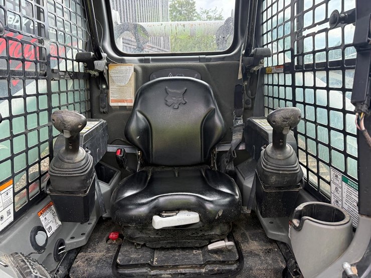 2018-bobcat-t770-image-19