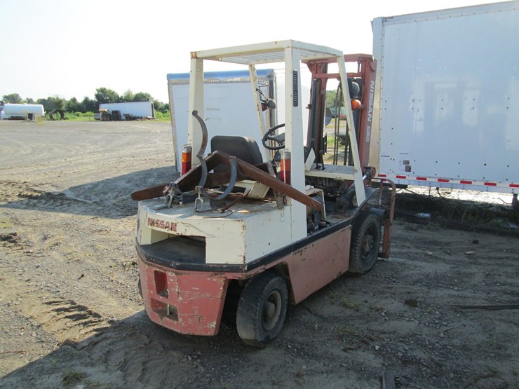 #53863-•-*inop-nissan-cushion-tire-forklift-inv#53863-image-3
