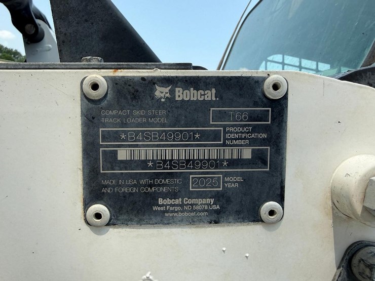 2025-bobcat-t66-image-27