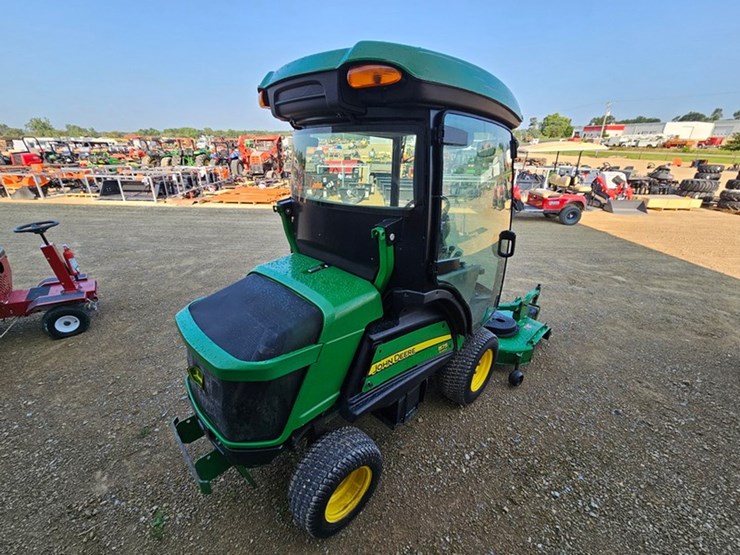 2015-john-deere-1575-image-5