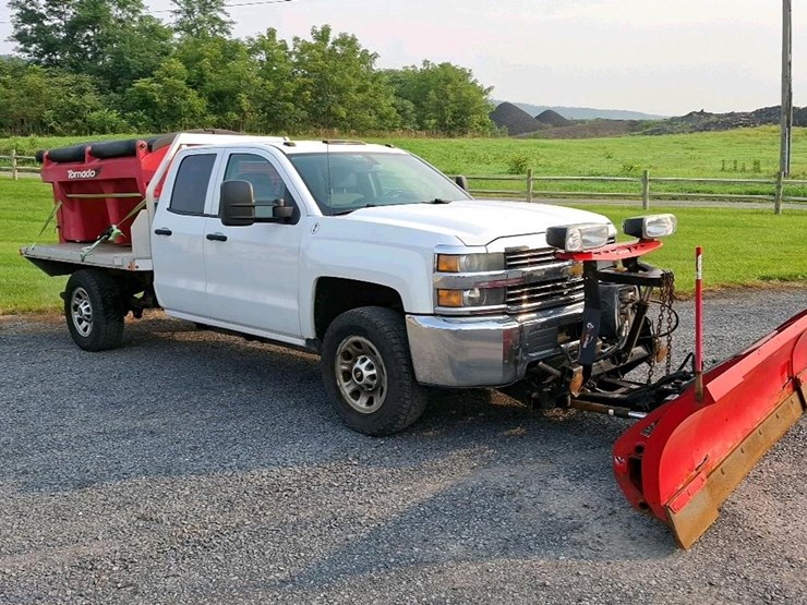 2015-chevrolet-2500-image-31