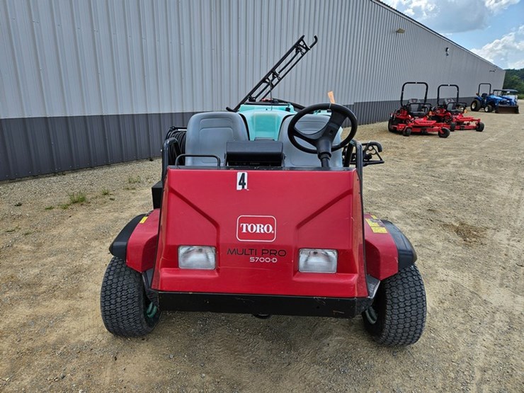 2006-toro-multi-pro-5700d-image-8