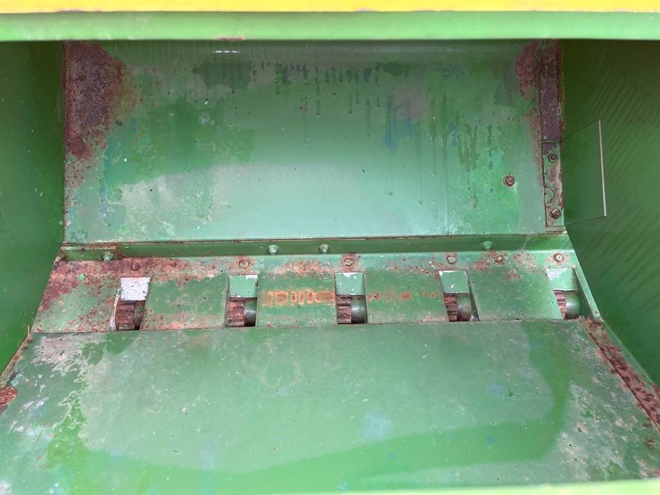 john-deere-8300-image-14