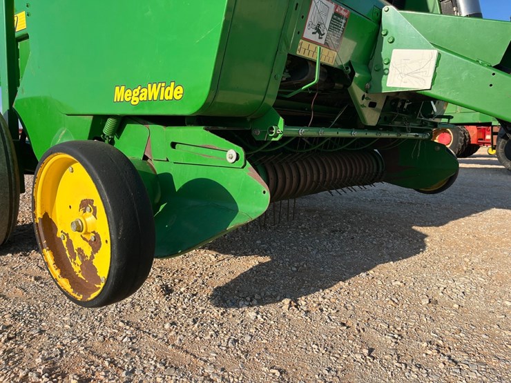 2001-john-deere-567-image-7