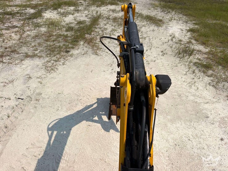 2019-jcb-8029cts-image-28