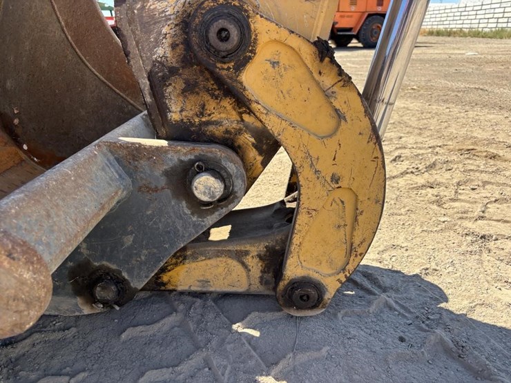 deere-410g-image-19