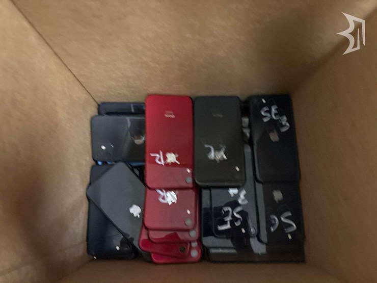 iphone-11s-xrs-se3s-image-2