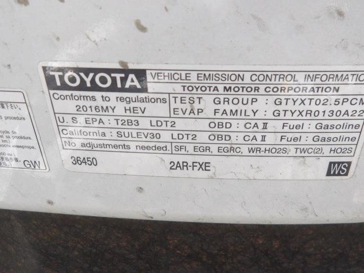 2016-toyota-rav4-image-10