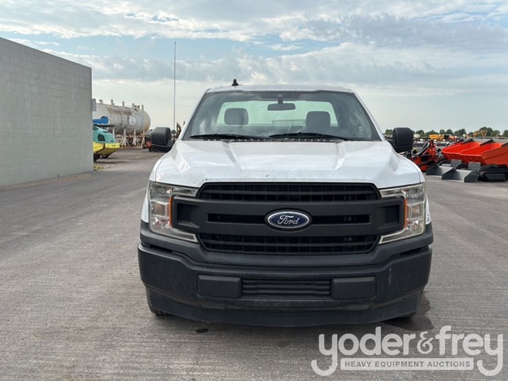 2020-ford-f150-image-8