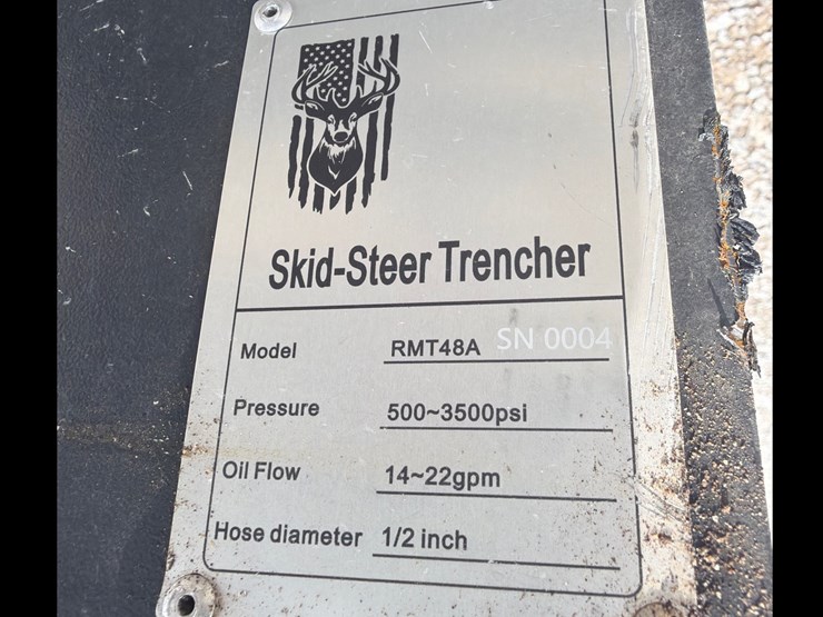 #20-•-rmt48a-48”-trencher-attach-image-5