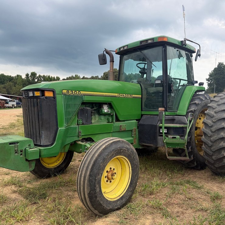 1997 JOHN DEERE 8300